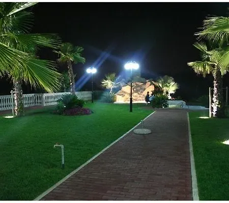 Dei Romanzi Szálloda Tortoreto