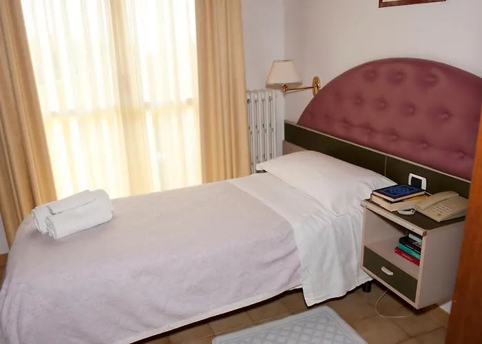 Hotel Dei Romanzi 3*